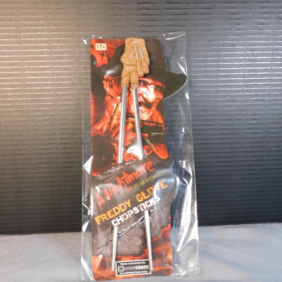 A Nightmare on Elm Street Freddy Glove Chopsticks - Picture 2 of 4